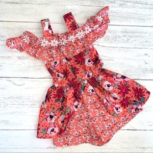 3/$15🌟 Little Lass Flower Print Romper Size 2T
